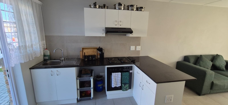 2 Bedroom Property for Sale in Fairview Industrial Eastern Cape